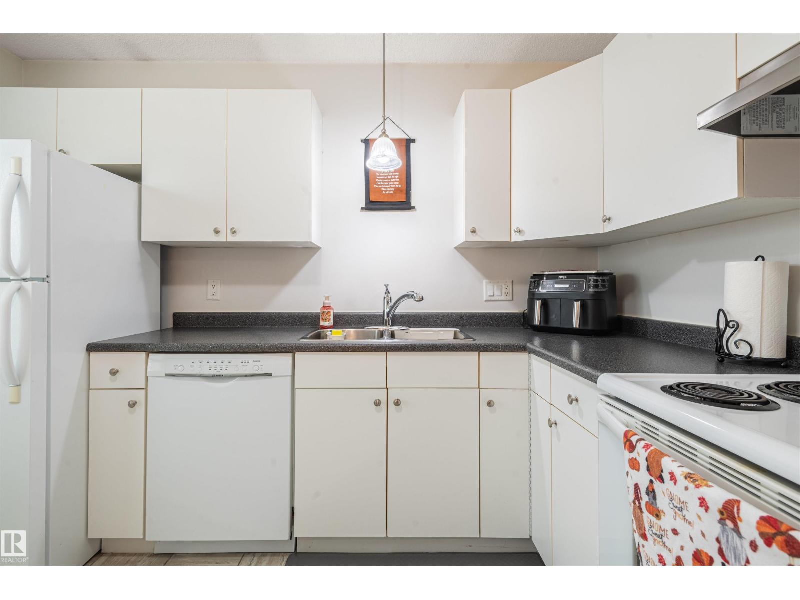 1817 MILL WOODS RD E NW - 23