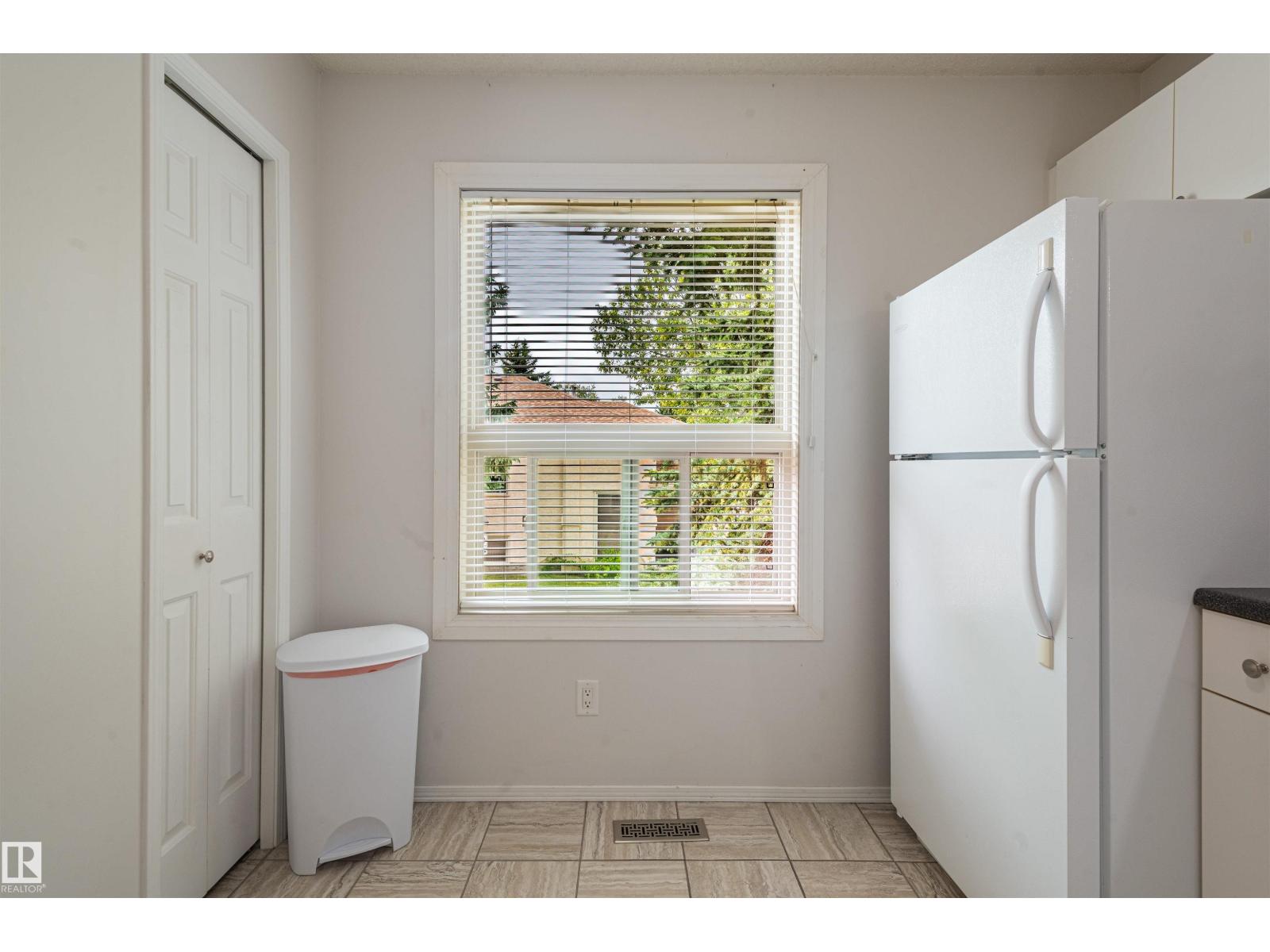 1817 MILL WOODS RD E NW - 25
