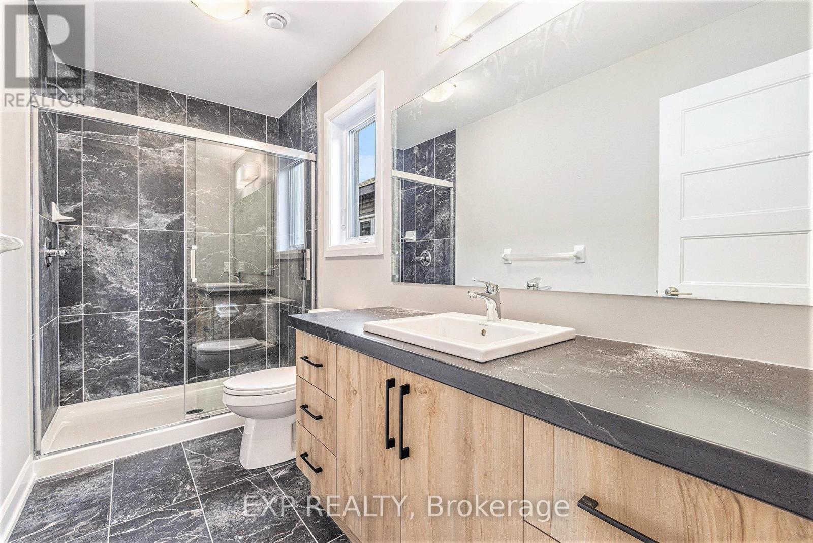 2 Bed, 2 Bath House for Rent in Russell – 1227 MONTBLANC CRESCENT, Russell – MLS# X13740134 - Image 15