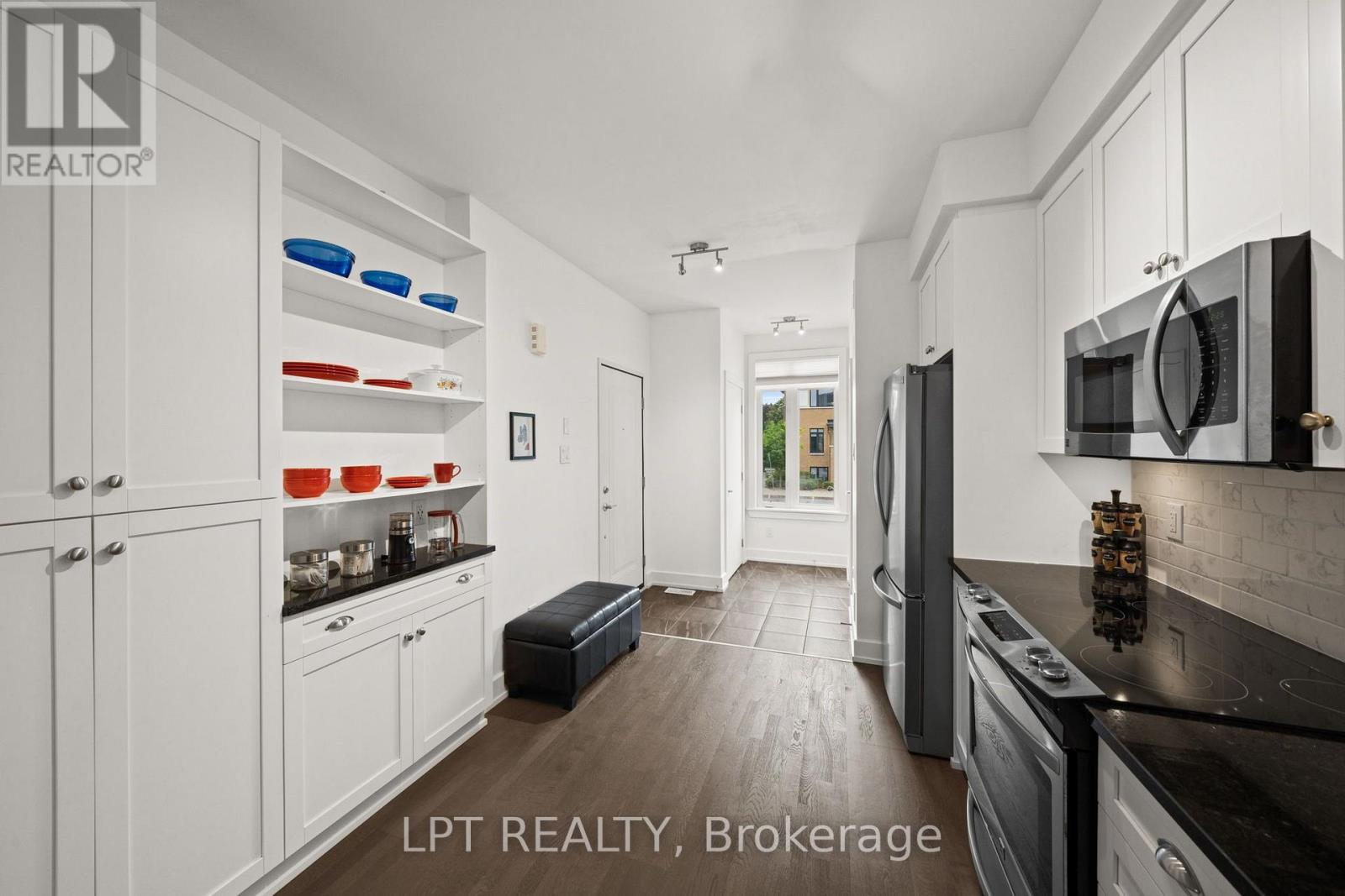 21 BERGERON PRIVATE - Image 17