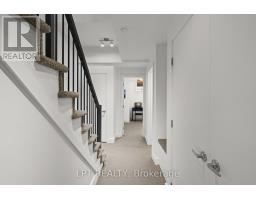 21 Bergeron Private, Ottawa, ON K1C0C2 Photo 33