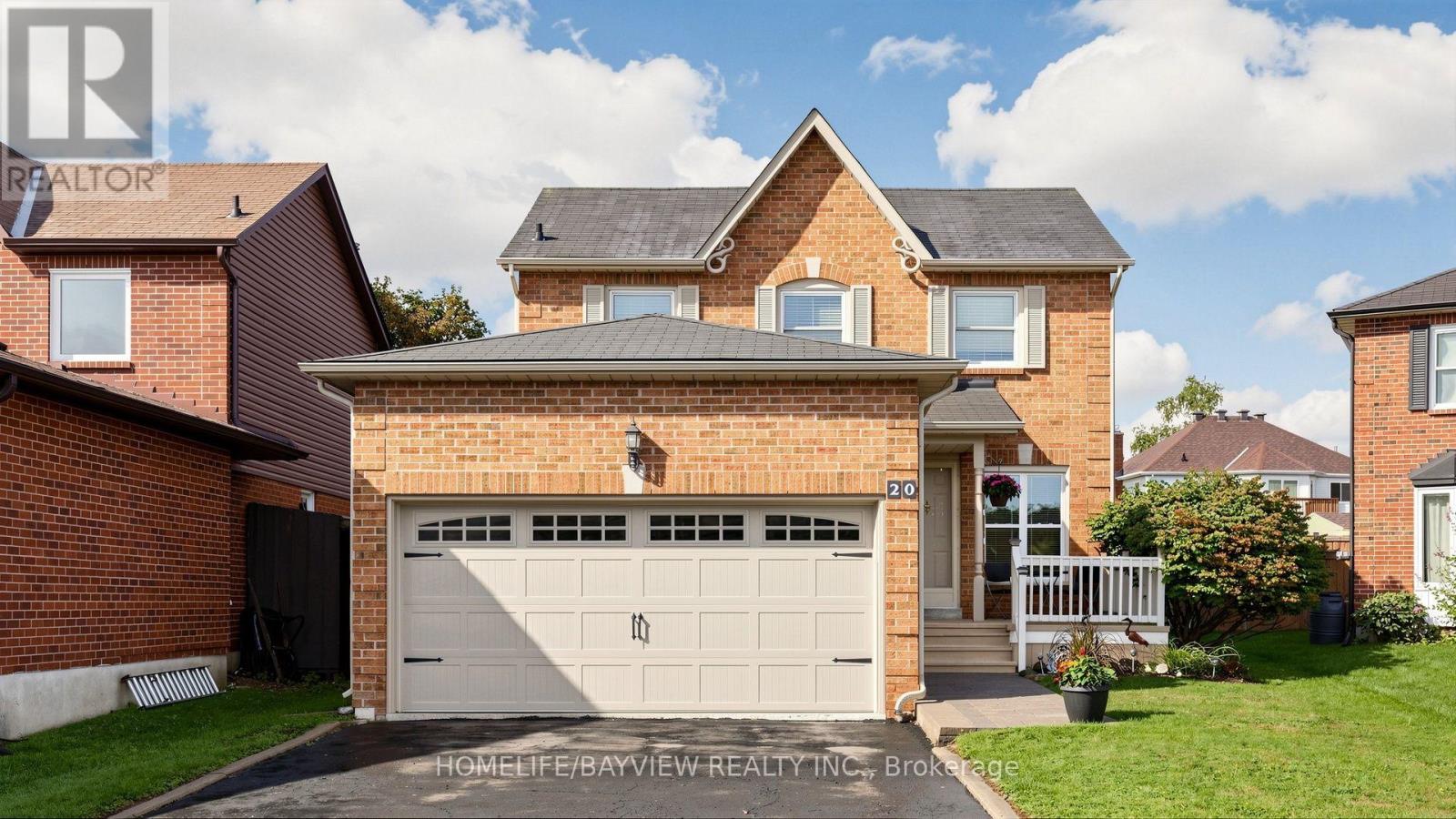 20 DOON CRESCENT - 1
