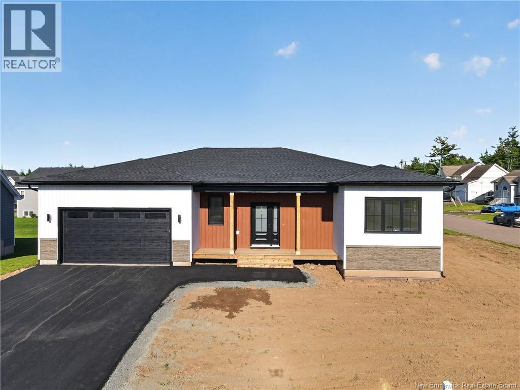 66 Raphael, Dieppe, New Brunswick, E1A8S4, Dieppe, New Brunswick — photo 1 of 5