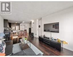 1811 - 10 Martha Eaton Way, Toronto, ON M6M5B3 Photo 18