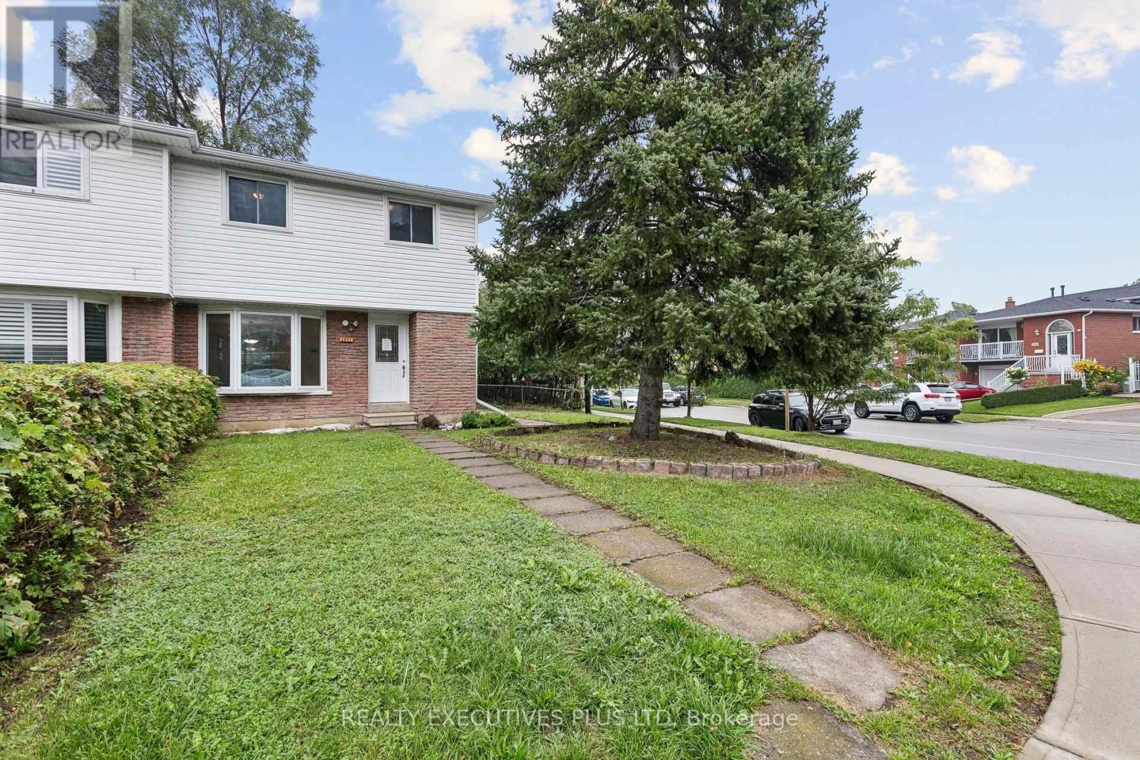 Photo of 1037 Stainton Drive