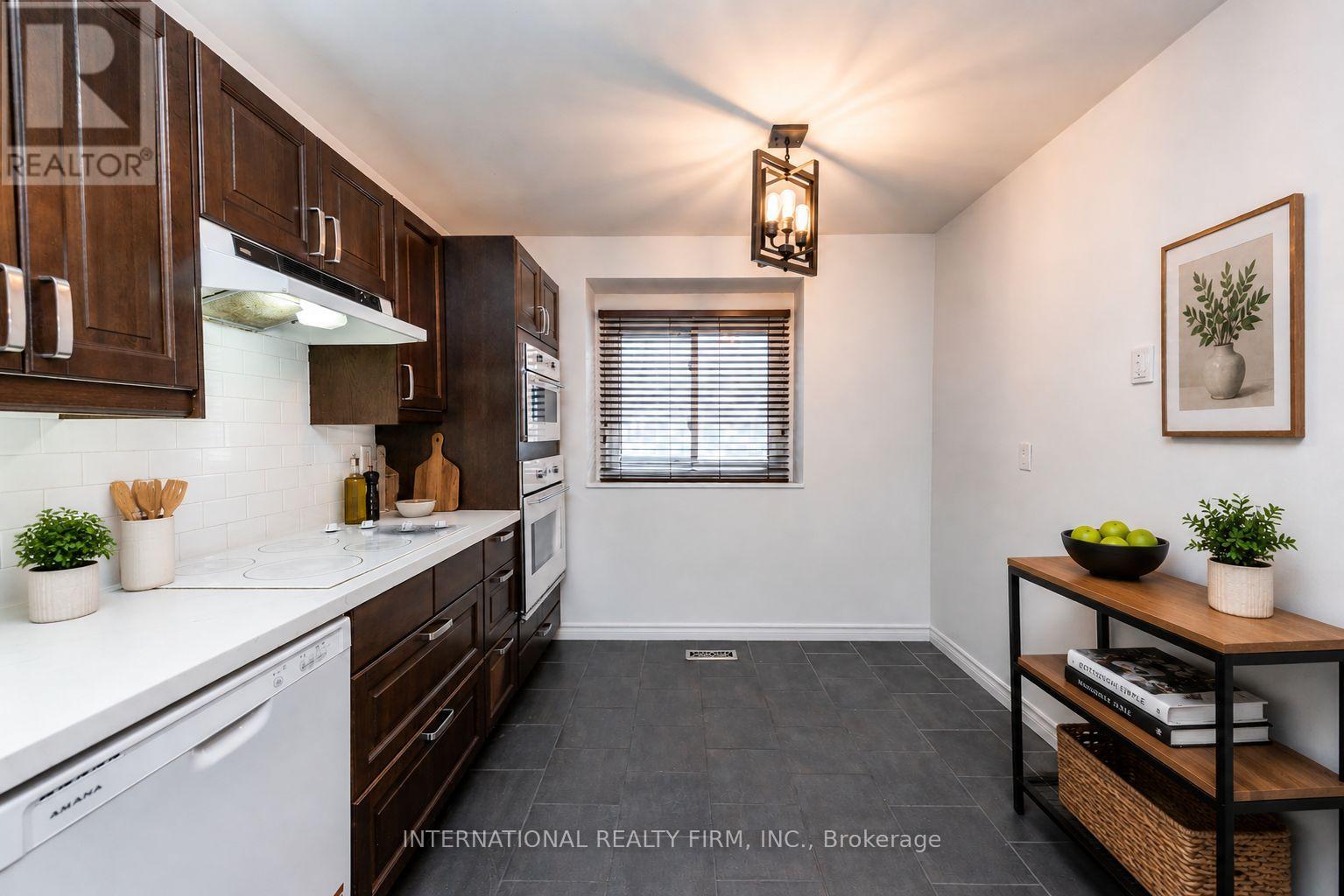 #15 6855 Glen Erin Drive, Mississauga (Meadowvale), Ontario, L5N1P6, Mississauga (Meadowvale), Ontario — photo 5 of 5