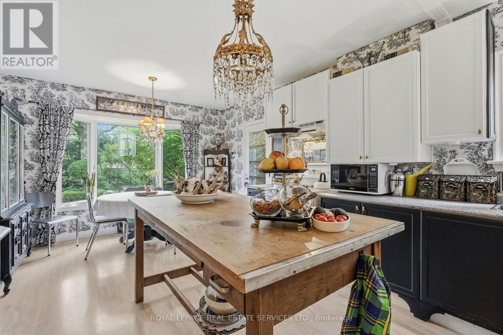 344 Maple Avenue, Oakville (OO Old Oakville), Ontario, L6J2H7, Oakville (OO Old Oakville), Ontario — photo 5 of 5