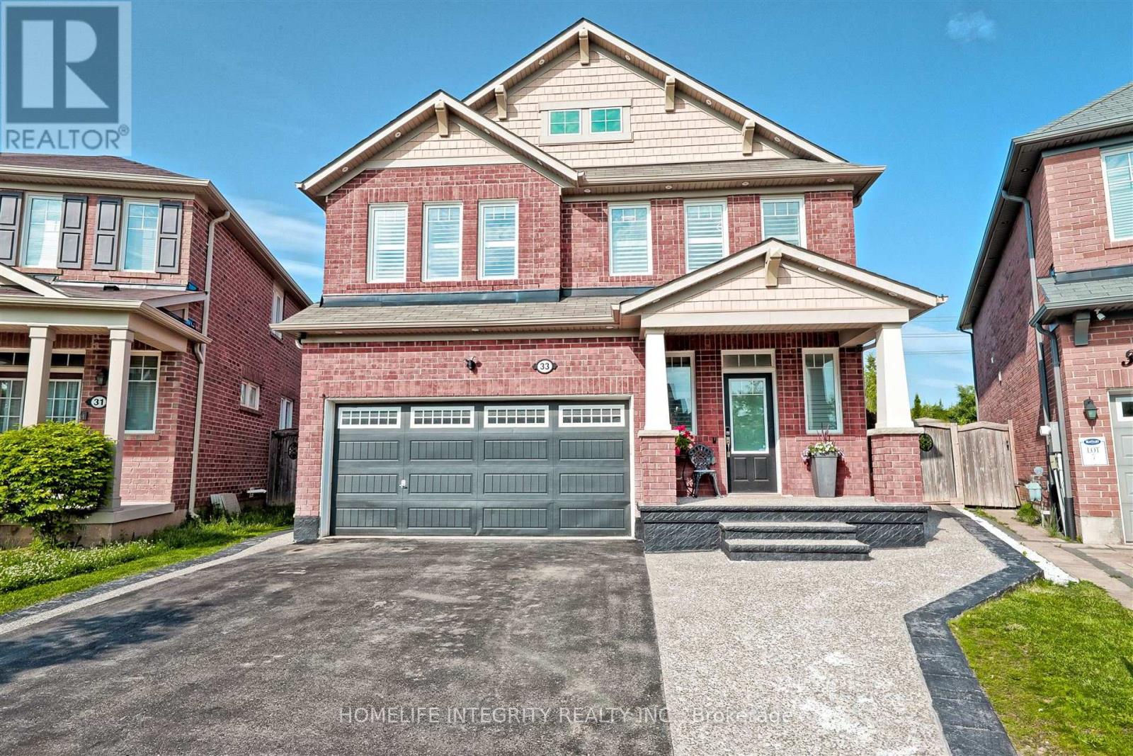 33 Klemscott Road, Brampton (Northwest Brampton), Ontario, L7A0P5, Brampton (Northwest Brampton), Ontario — photo 1 of 5