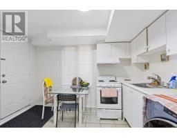 8 - 116 Rory Road, Toronto, ON M6L3G1 Photo 29