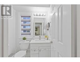 8 - 116 Rory Road, Toronto, ON M6L3G1 Photo 8