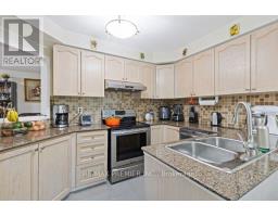 8 - 116 Rory Road, Toronto, ON M6L3G1 Photo 9