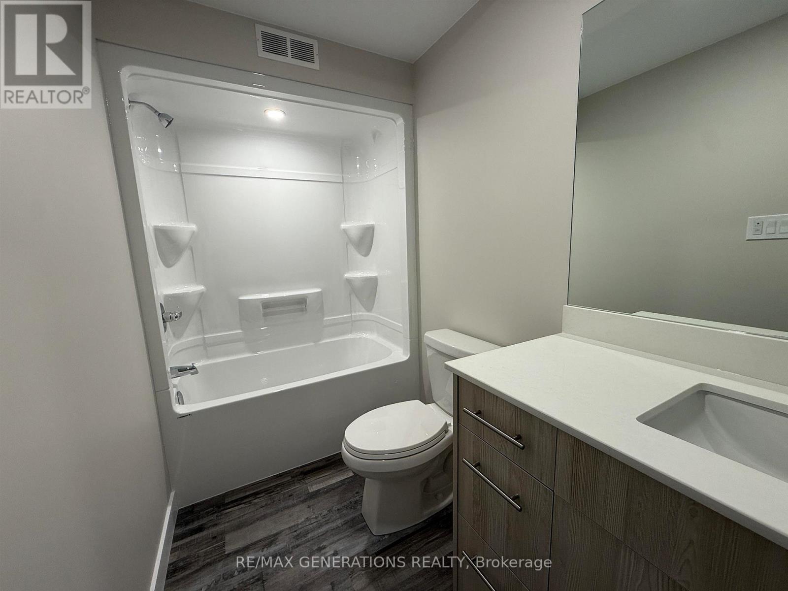154 BRUIN CRESCENT - 16