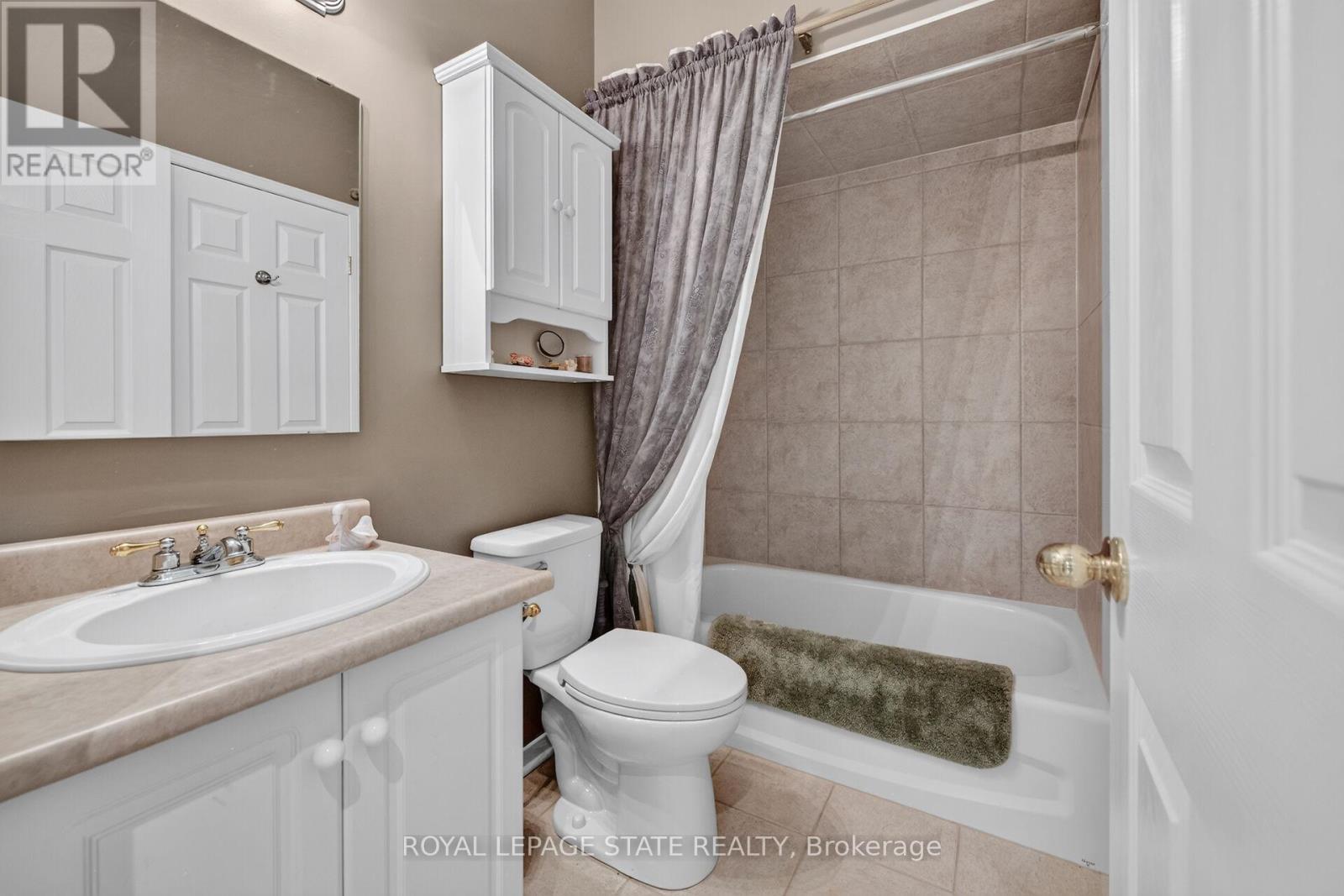 159 THOROUGHBRED BOULEVARD - 27