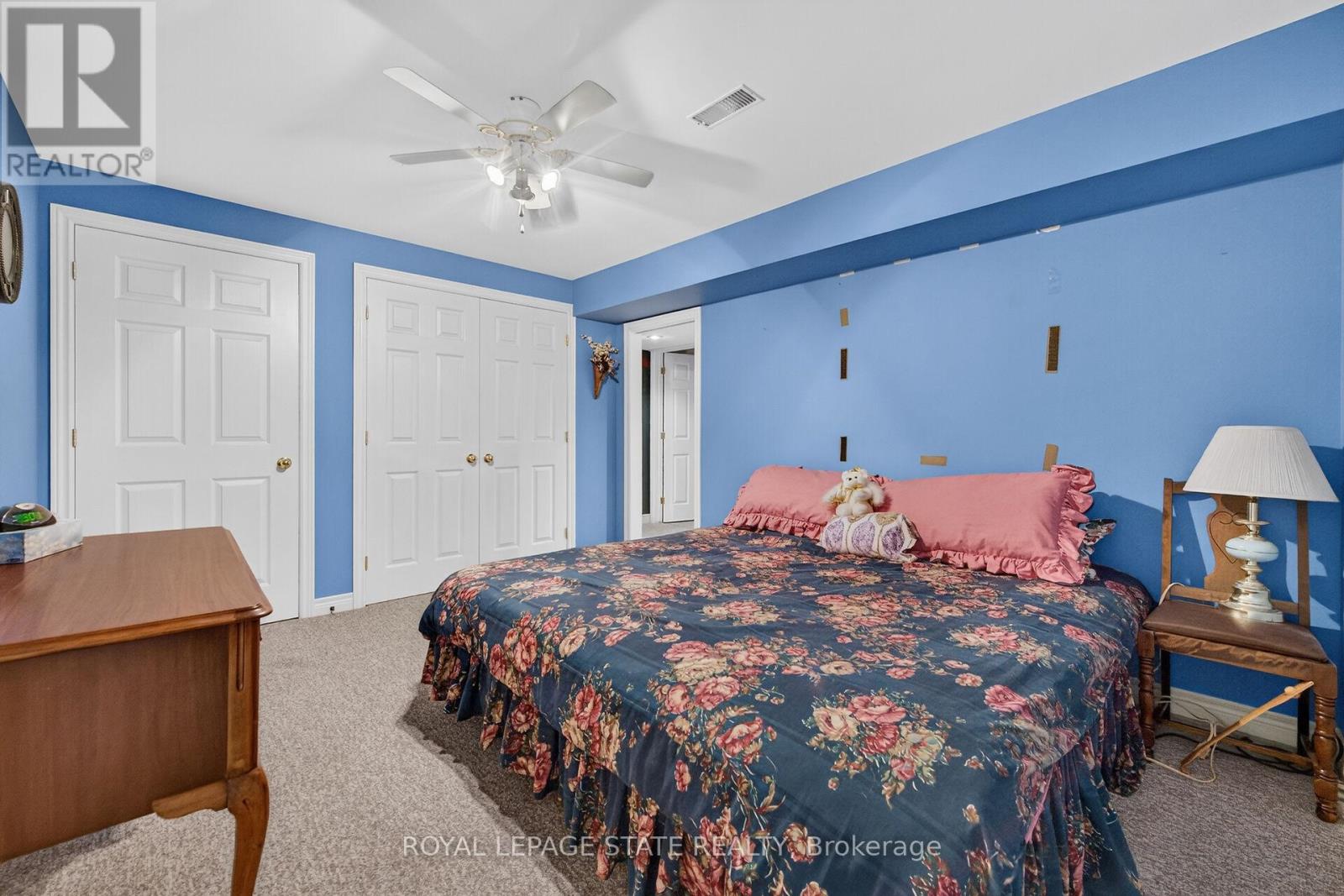 159 THOROUGHBRED BOULEVARD - 34