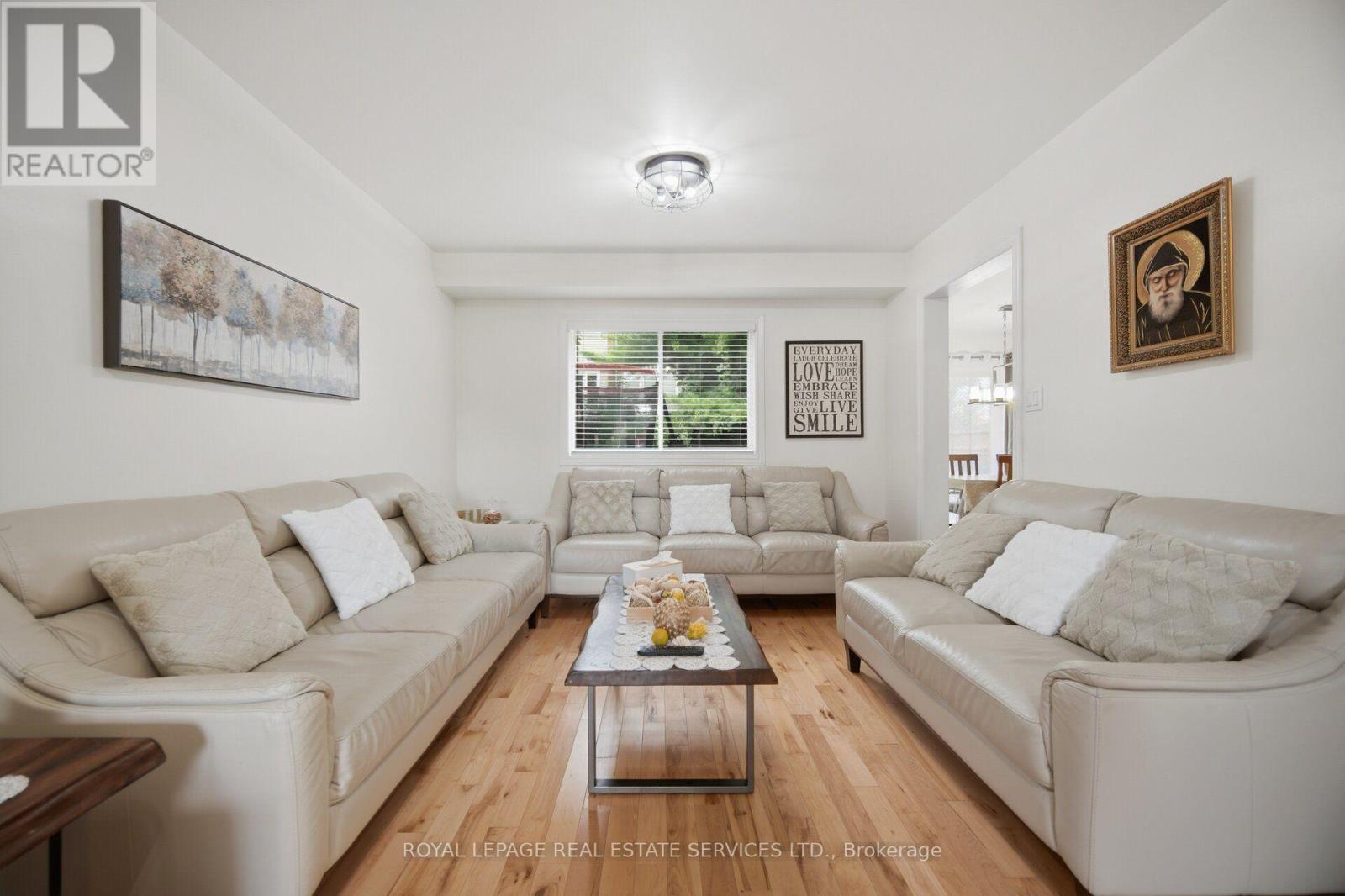 28 WHEATLAND DRIVE - 14