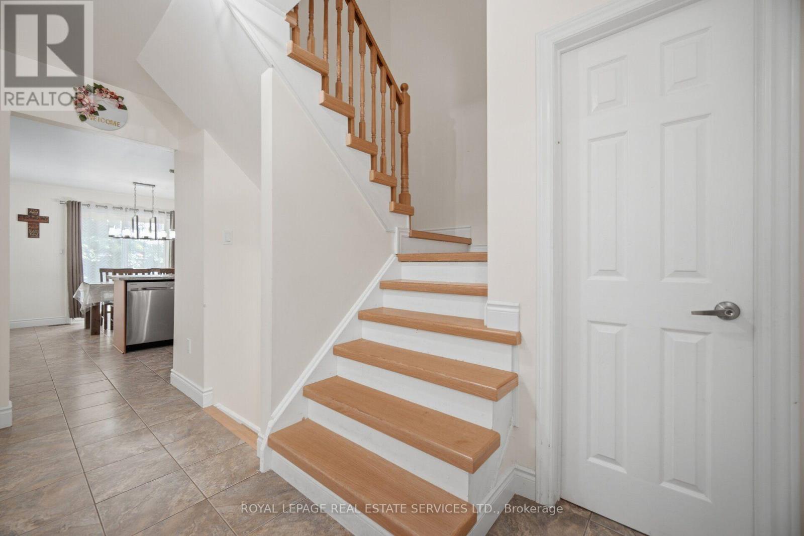 28 WHEATLAND DRIVE - 15