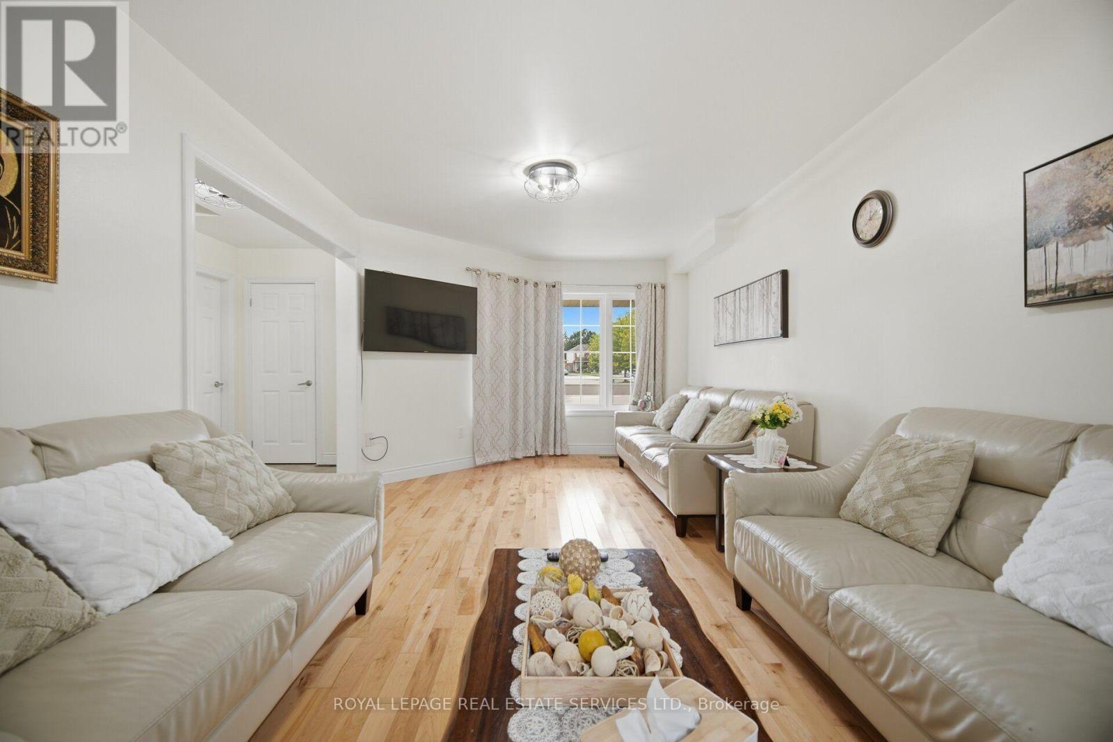28 WHEATLAND DRIVE - 20