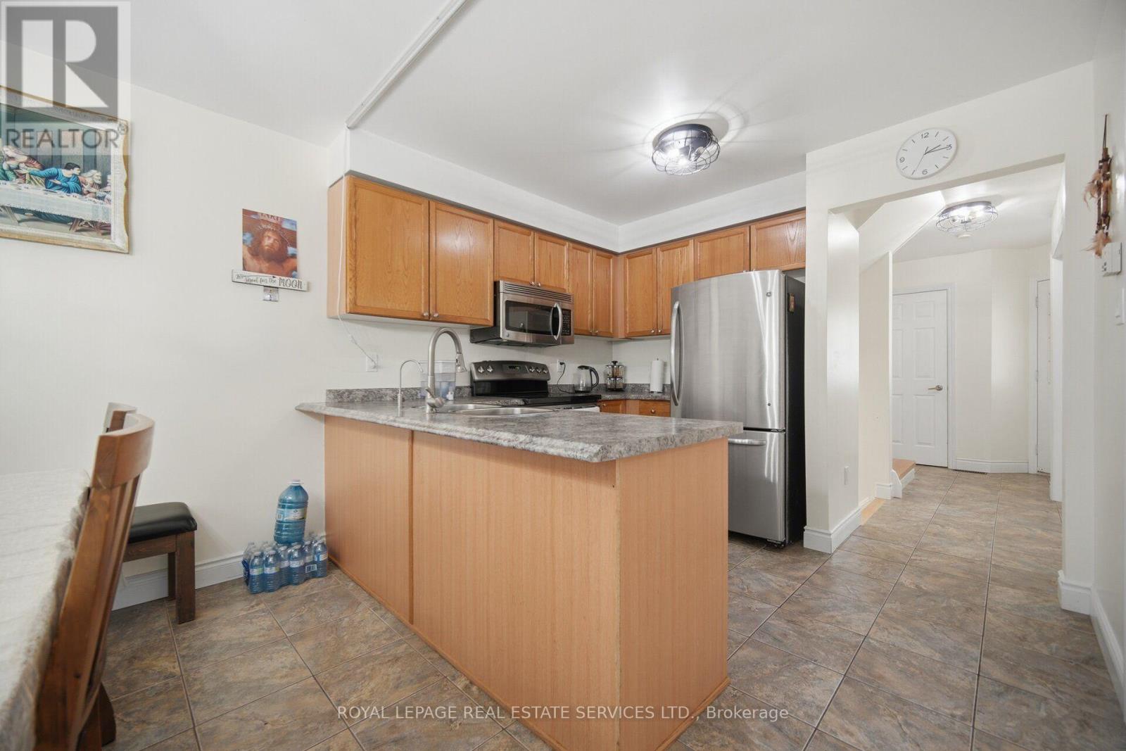28 WHEATLAND DRIVE - 23