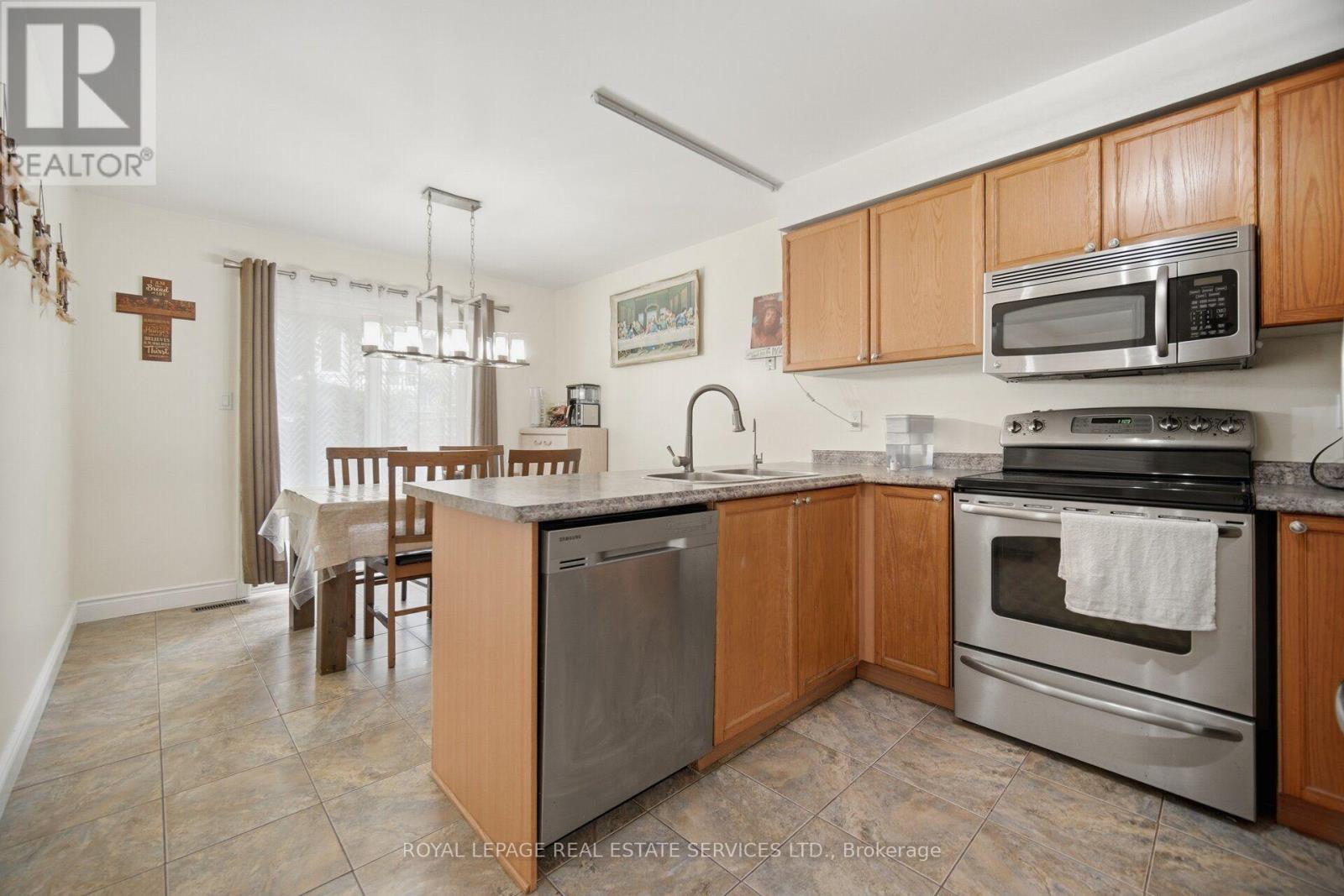 28 WHEATLAND DRIVE - 24