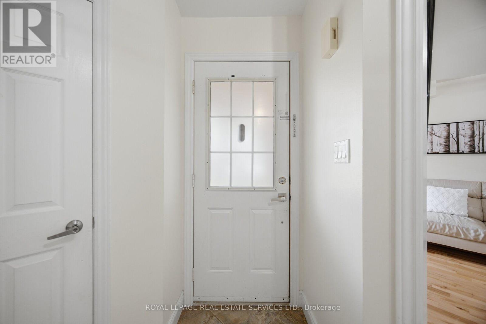 28 WHEATLAND DRIVE - 9