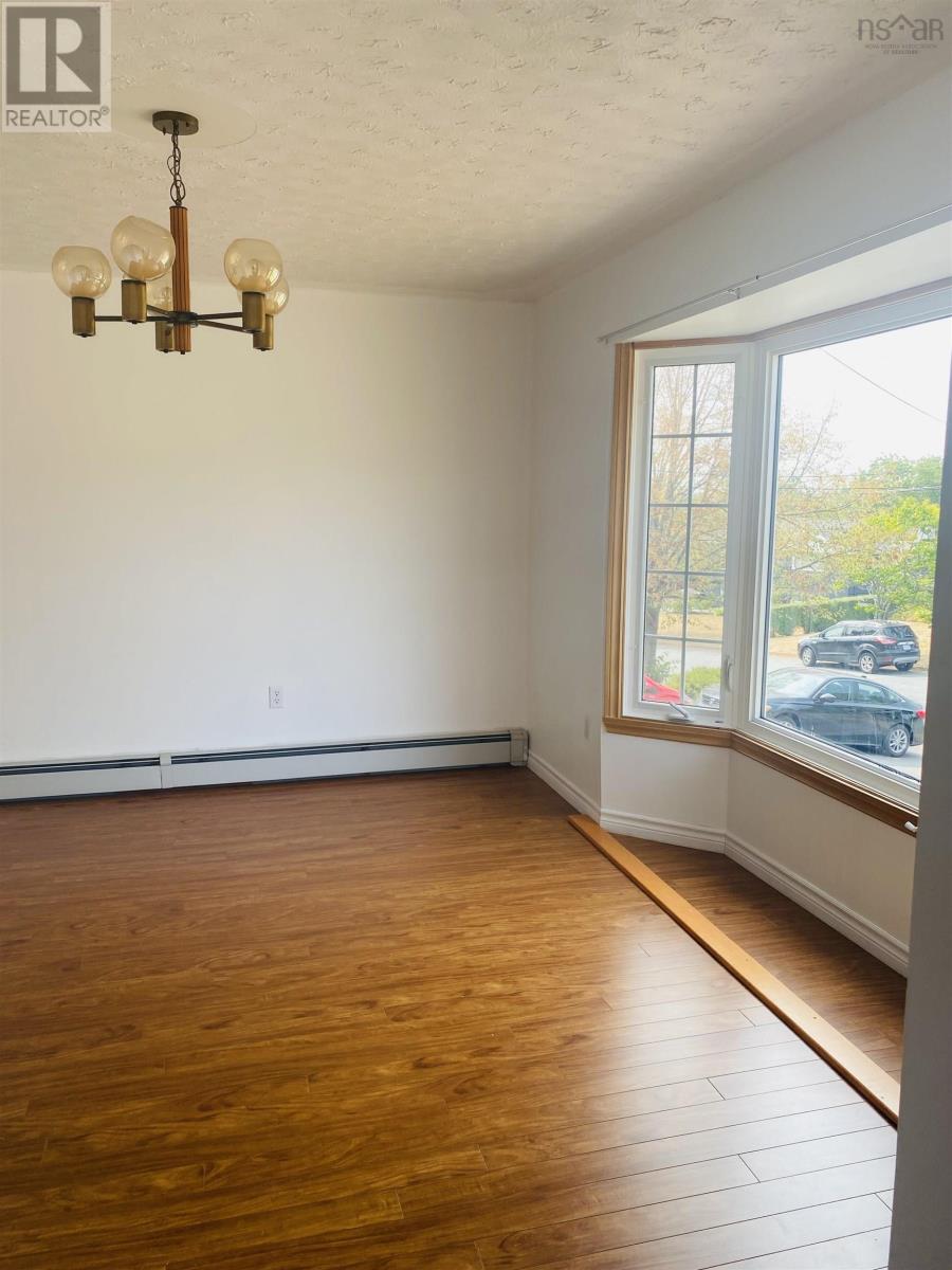 35 Gourok Avenue, Dartmouth — photo 8