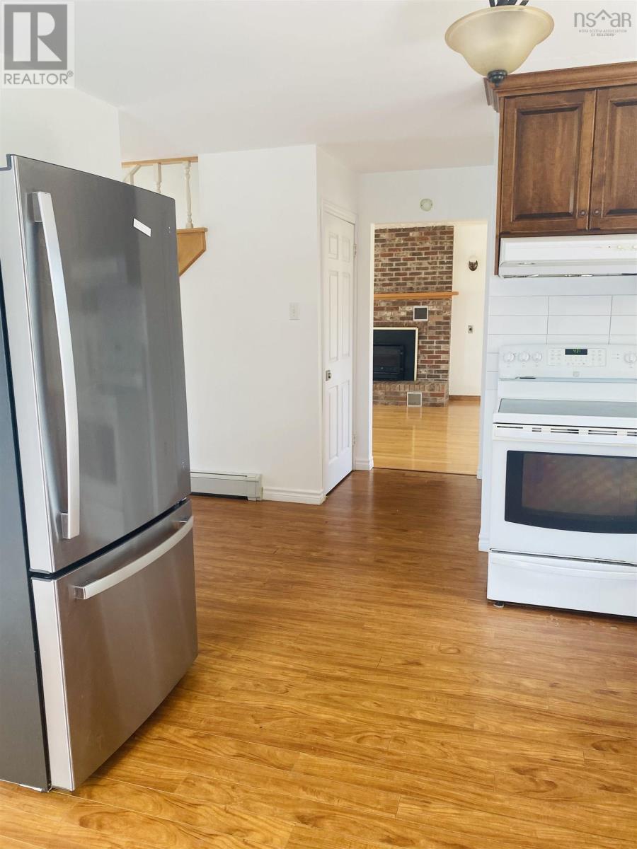 35 Gourok Avenue, Dartmouth — photo 4