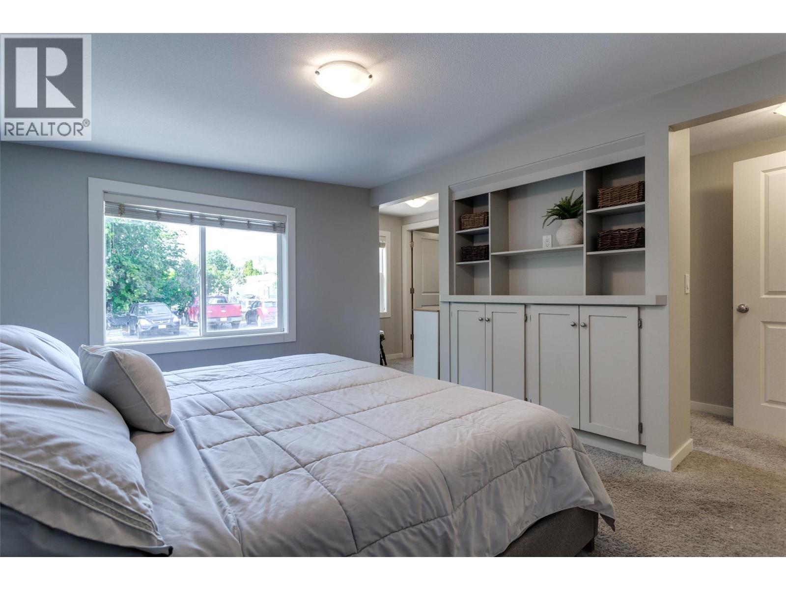 #13 3381 Village Green Way - 15