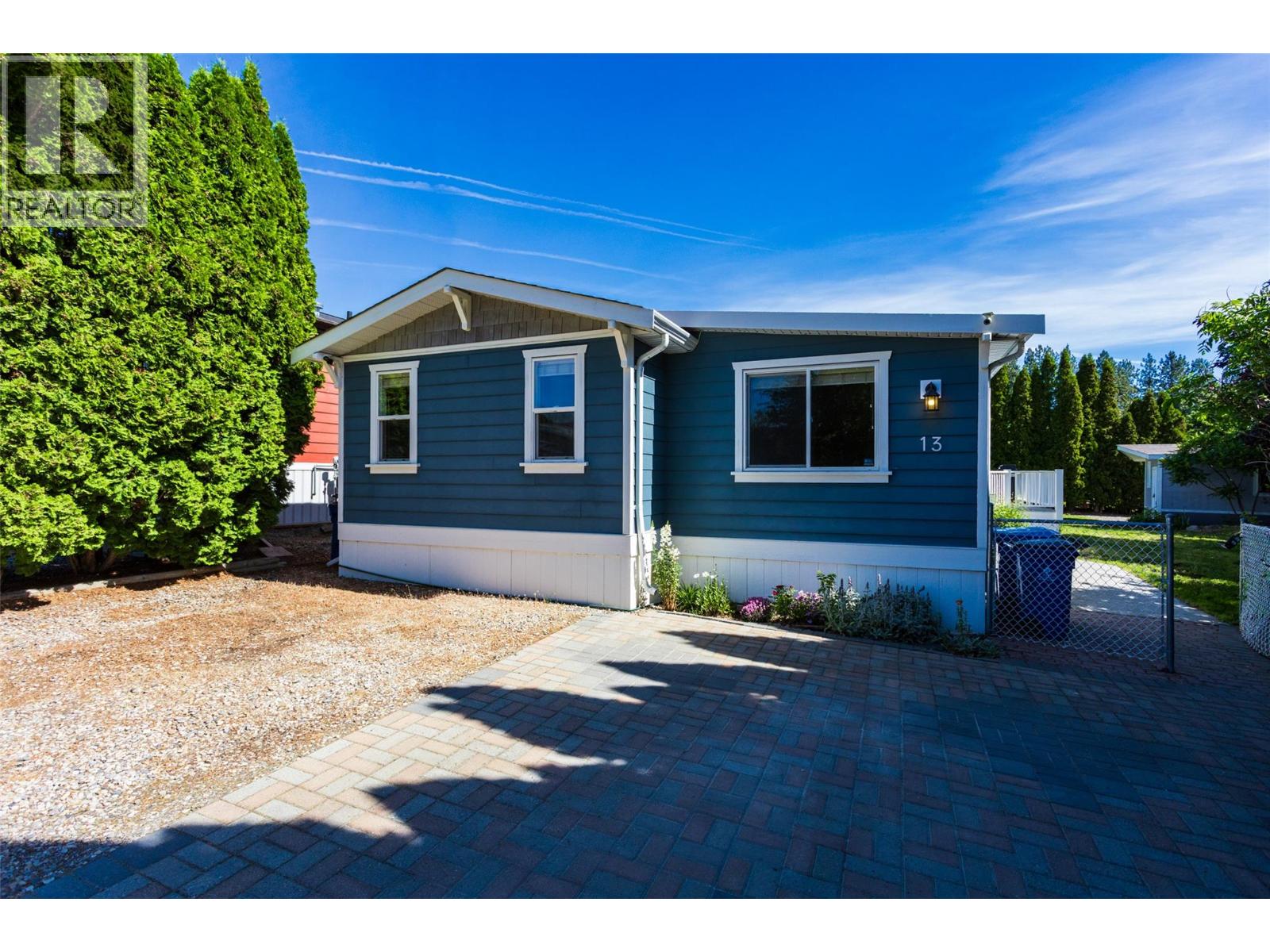 Property for sale at 3381 Village Green Way Unit# 13