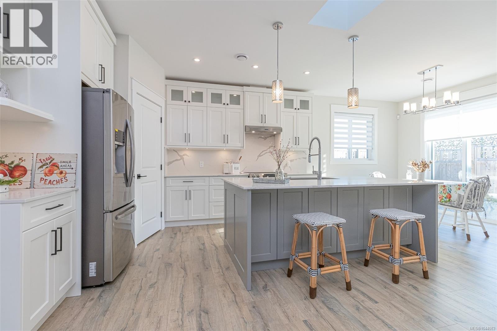 Property for sale at 261 Dunbar Way