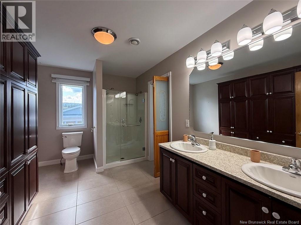 924 St-Francois Street - 16