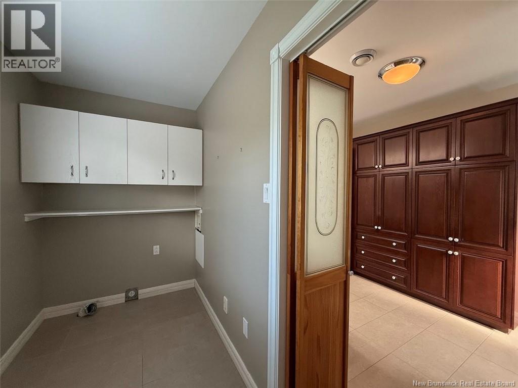 924 St-Francois Street - 17