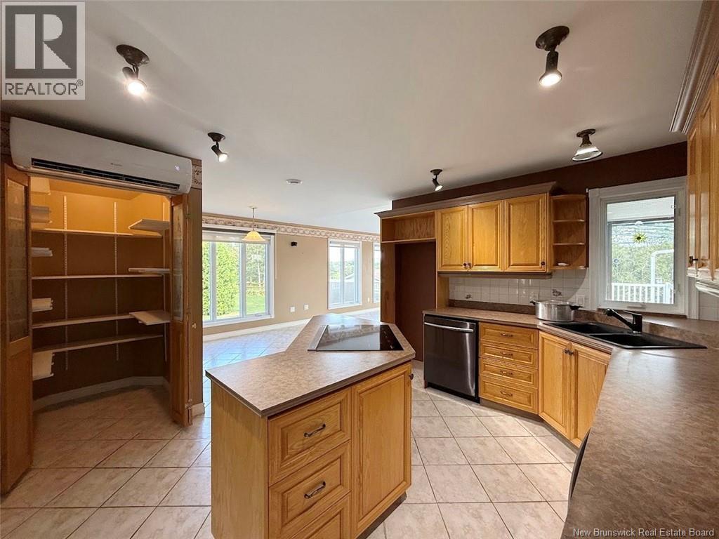 924 St-Francois Street - 8