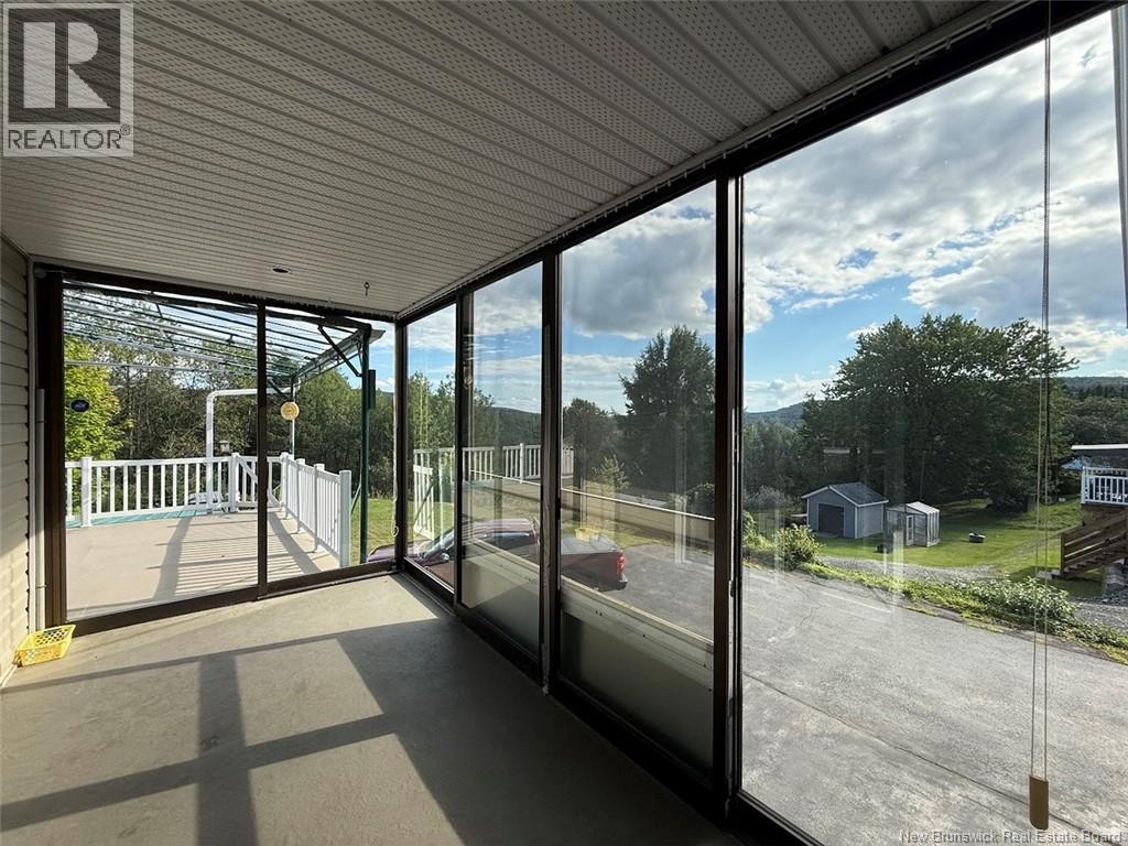 924 St-Francois Street - 20