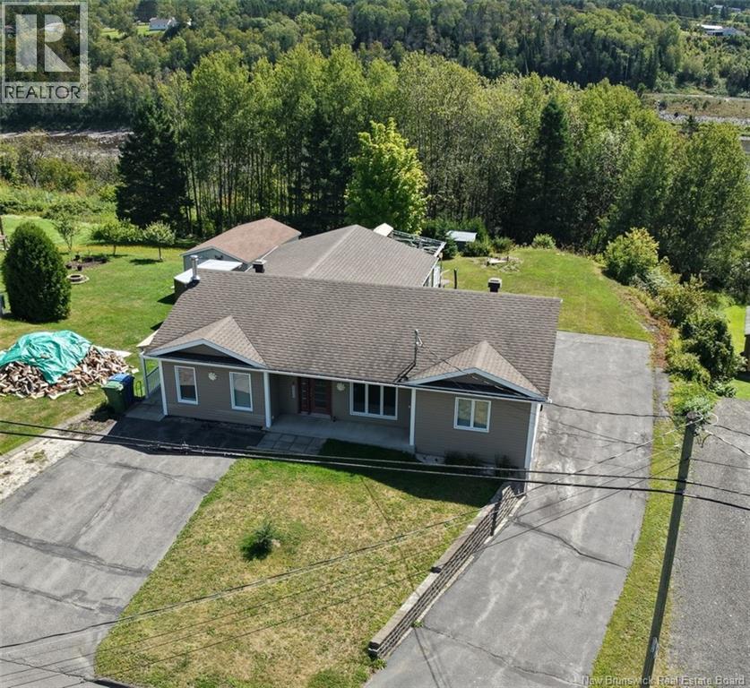 924 St-Francois Street - 21