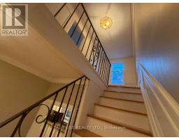 205 Ridley Boulevard, Toronto, ON M5M3M4 Photo 24