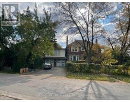 Primary Bedroom - 205 Ridley Boulevard, Toronto, ON M5M3M4 Photo 6