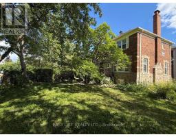 205 Ridley Boulevard, Toronto, ON M5M3M4 Photo 9
