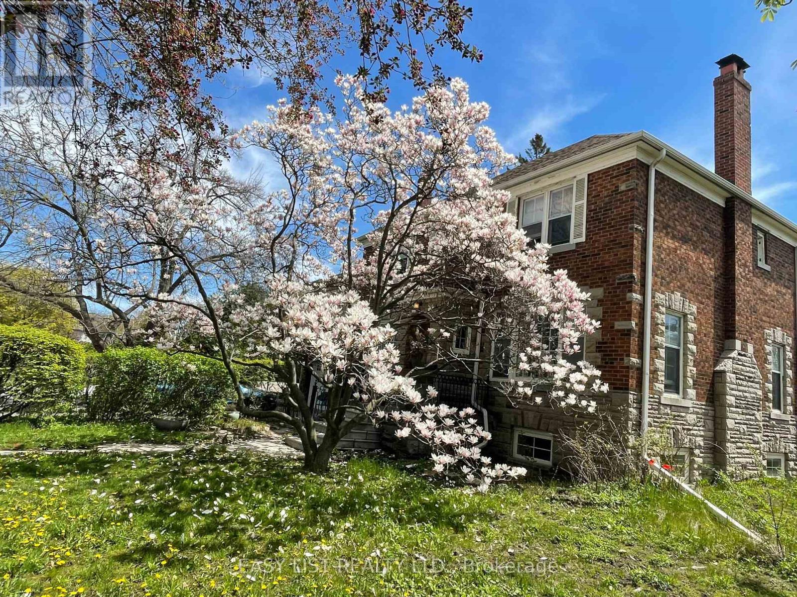 205 RIDLEY BOULEVARD, Toronto (Bedford Park-Nortown) — photo 8
