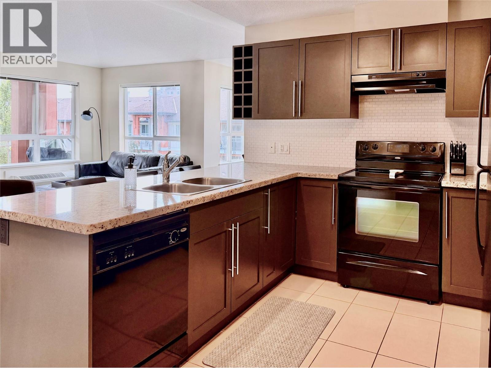 416 1089 Sunset Drive, Kelowna