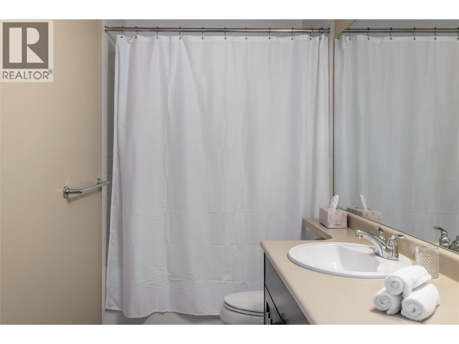 416 1089 Sunset Drive, Kelowna