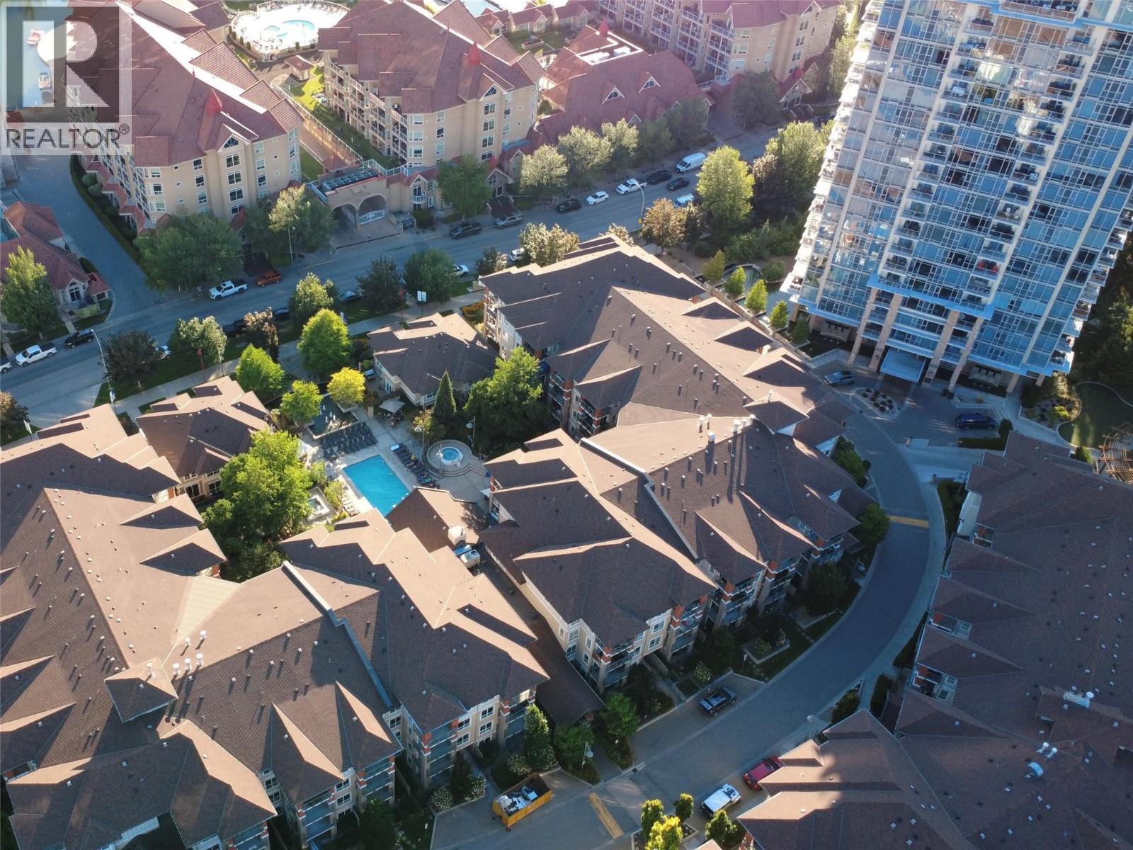 416 1089 Sunset Drive, Kelowna