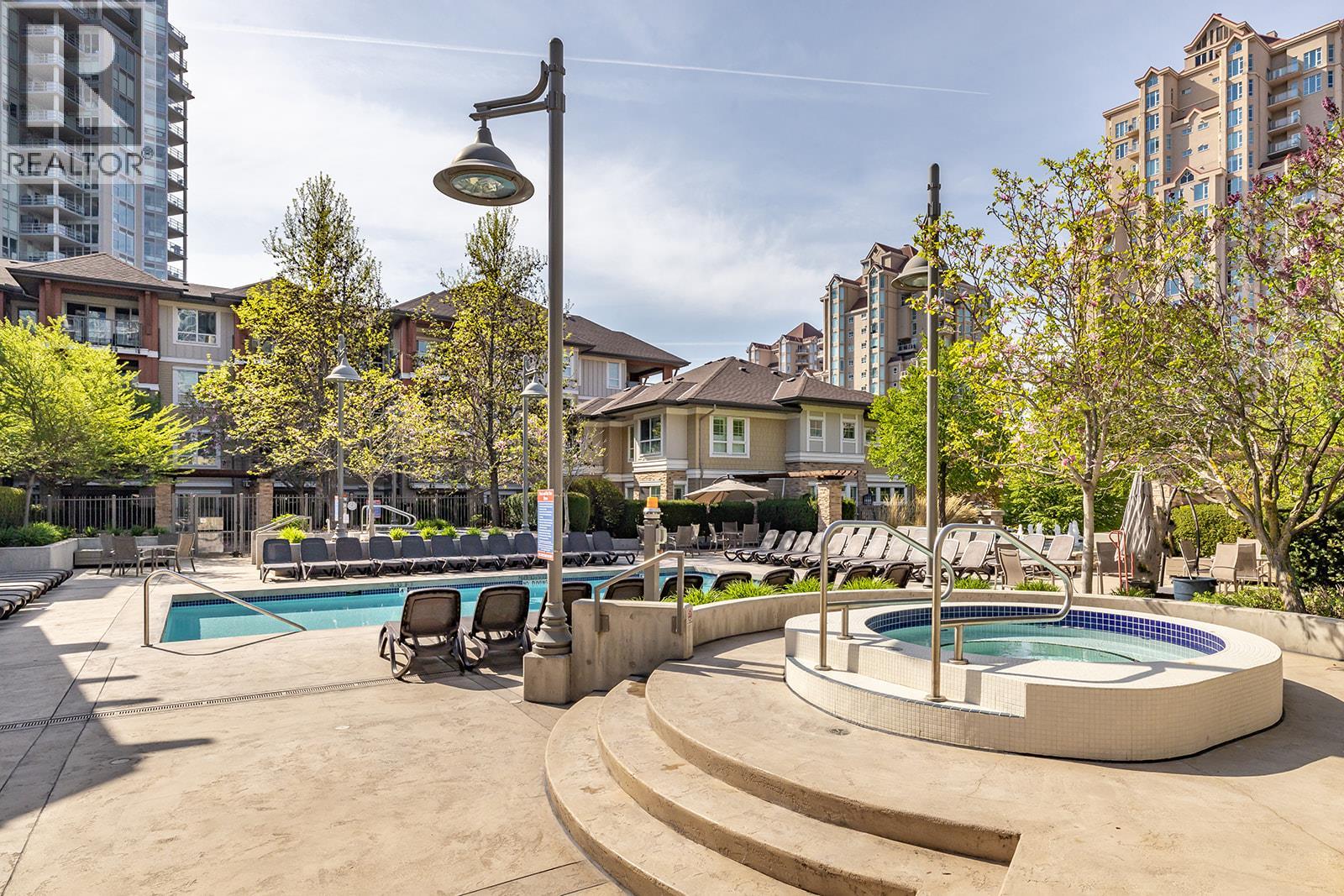 416 1089 Sunset Drive, Kelowna