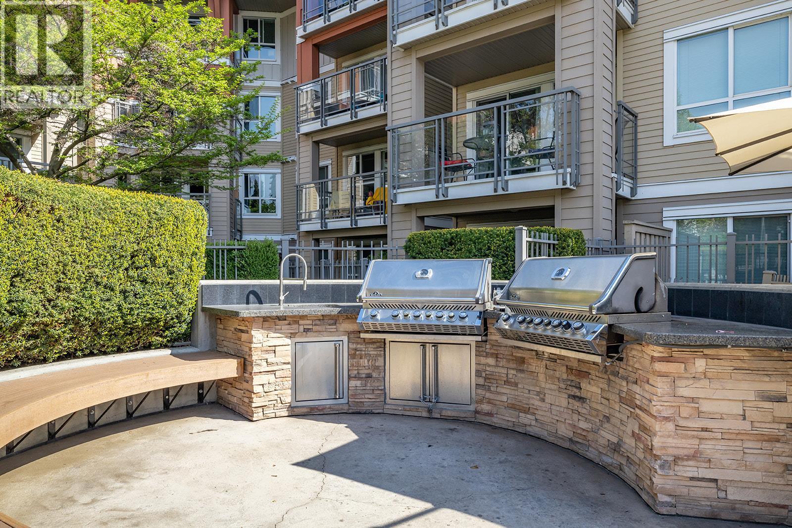 416 1089 Sunset Drive, Kelowna
