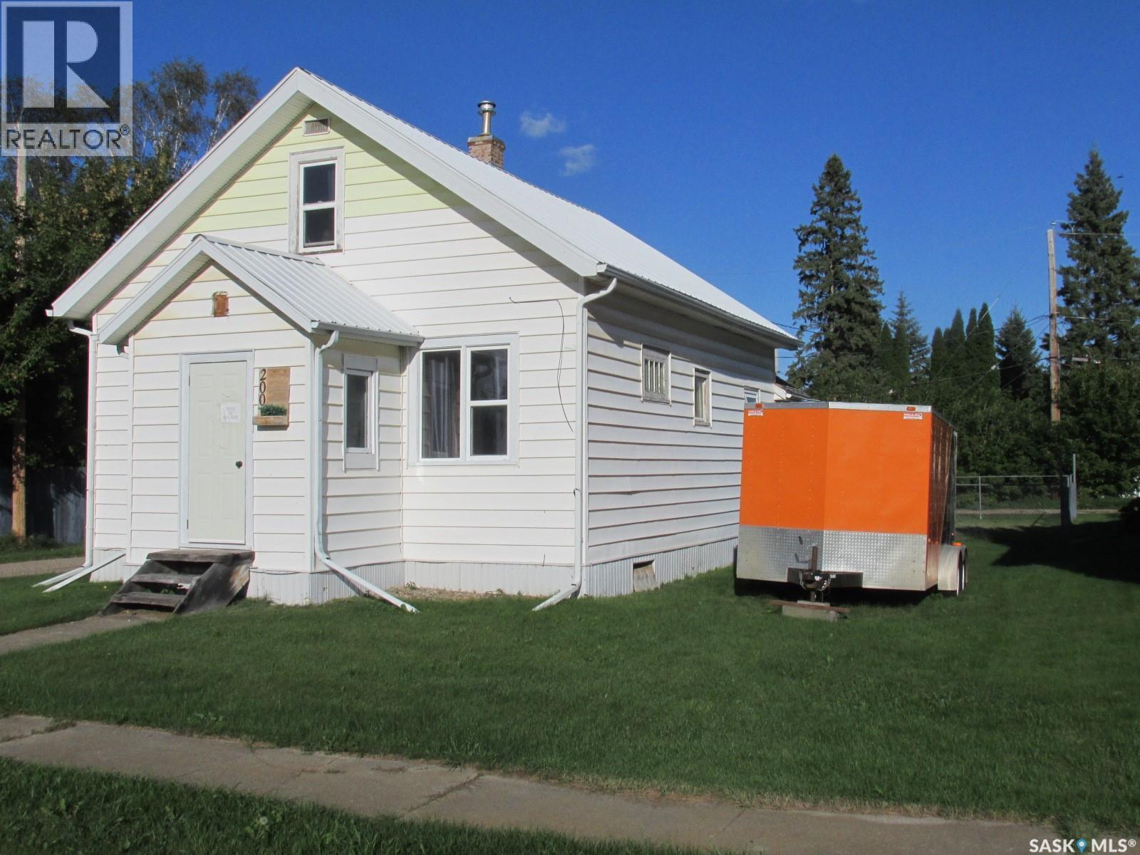 200 Guloien AVENUE, White Fox, Saskatchewan, S0J3B0, White Fox, Saskatchewan — photo 2 of 5