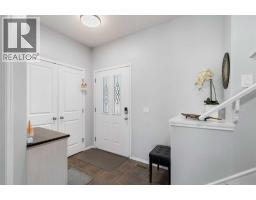76 Rockywood Park NW - photo 4