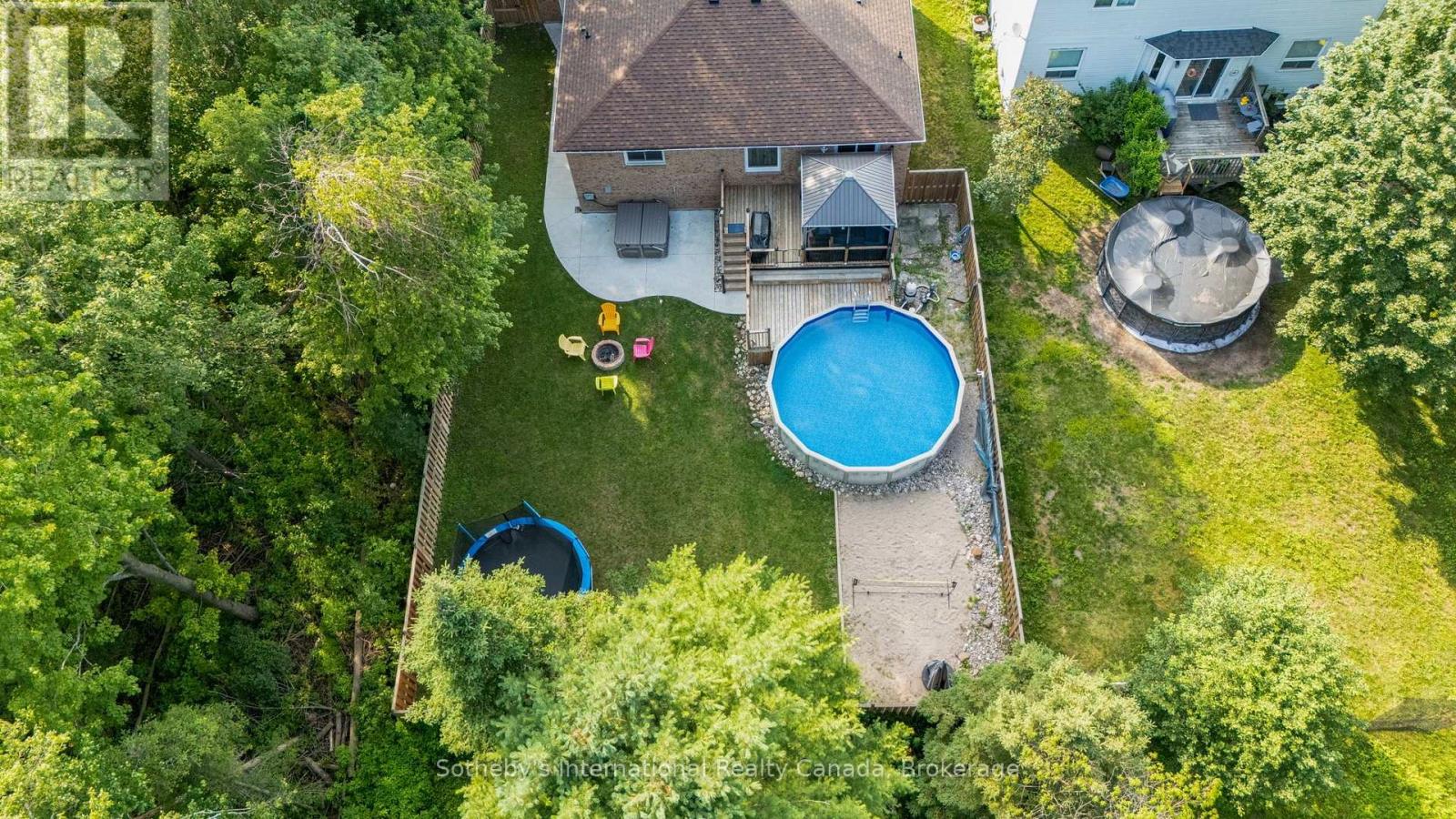 53 ROYAL BEECH DRIVE - 44