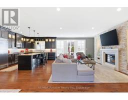 Kitchen - 74764 Elm Crescent, Bluewater, ON N0M1G0 Photo 11