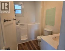 144 Burgar Street, Welland, ON L3B2S8 Photo 10