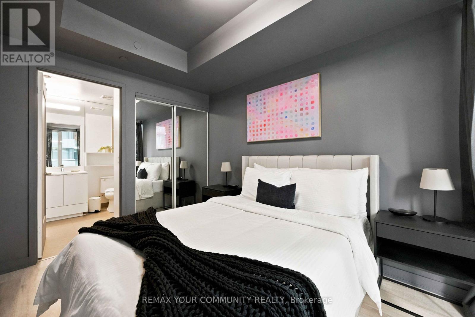 #1627 70 PRINCESS STREET - 12