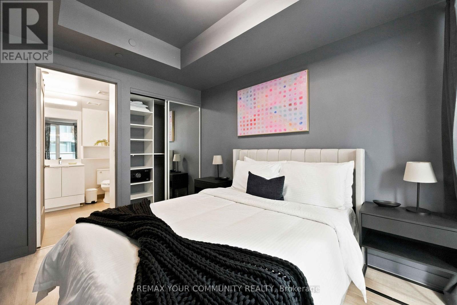 #1627 70 PRINCESS STREET - 13